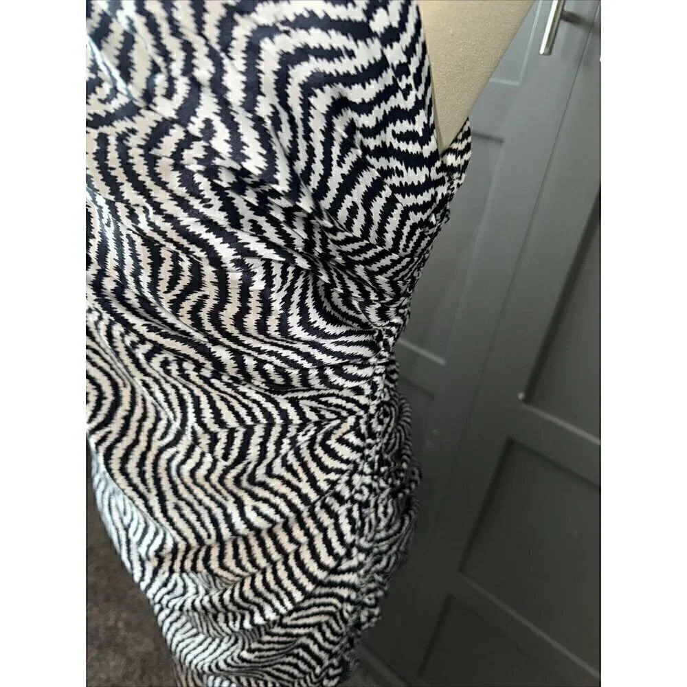 CINQ A SEPT Christel 100% Silk Dress Size 6 - Picture 9 of 10